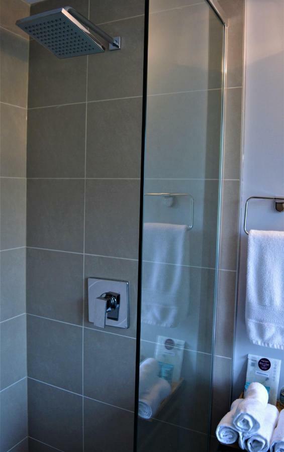 אוטווה Simply Luxury Stays מראה חיצוני תמונה